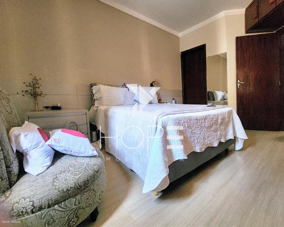 Imagens do imóveis Casa à venda com 191 m² - 3 quartos - suíte - 3 vagas - planejados - Parque Residencial Manela - Cambé PR