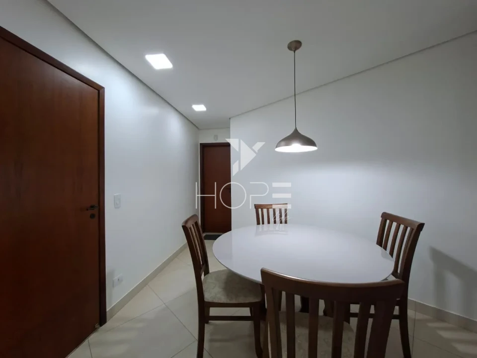 Edifício Granville - Apartamento Mobiliado à venda com 111m² - 3 quartos (1 suíte) - porteira fechada - Centro - Londrina PR