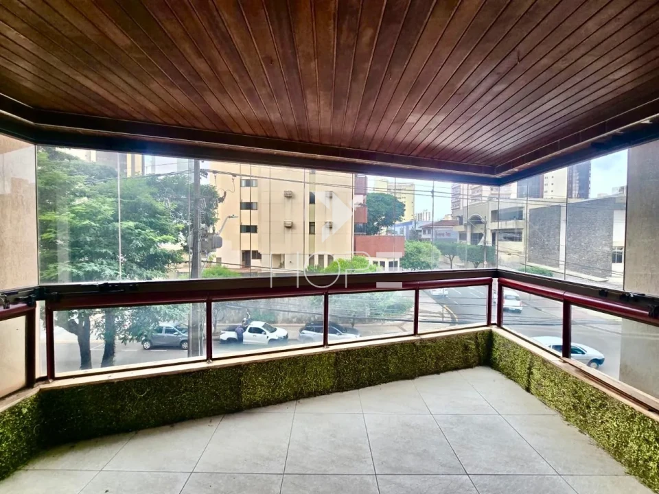 Imagens do imóveis Apartamento à Venda no Centro - 4 Quartos ( 1 Suíte)  3 Vagas - 240m² - Londrina/Pr.