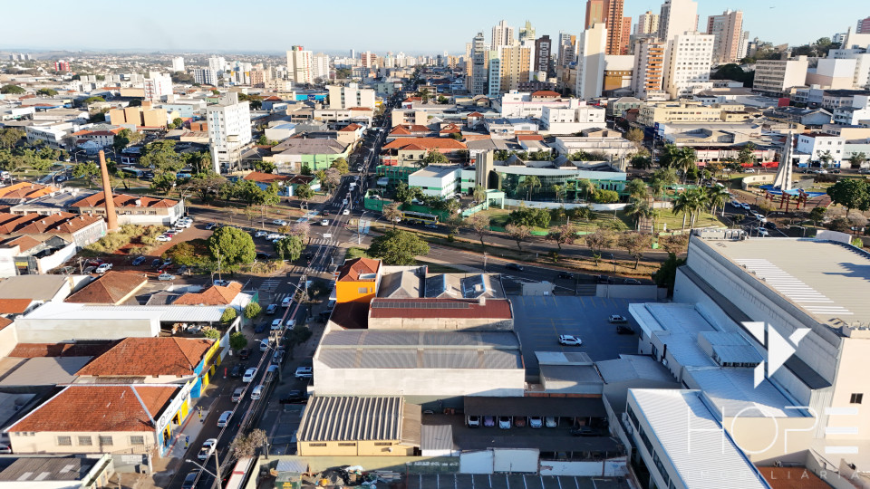Imagens do imóveis Ponto Comercial de 768,75m² na Av. Duque de Caxias – Oportunidade Única