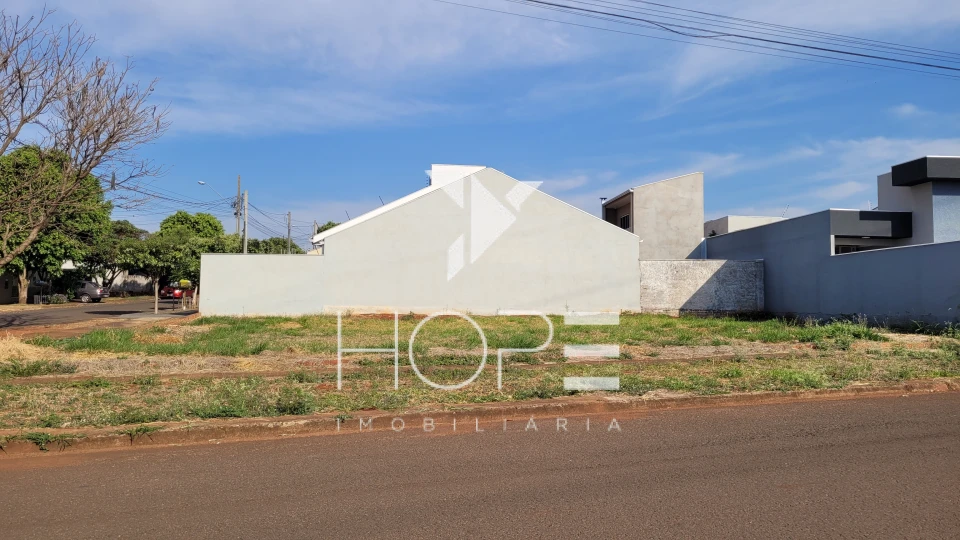 Terreno comercial à venda – 376 m² – Av. das Torres – Jardim Três Lagoas – Maringá/PR