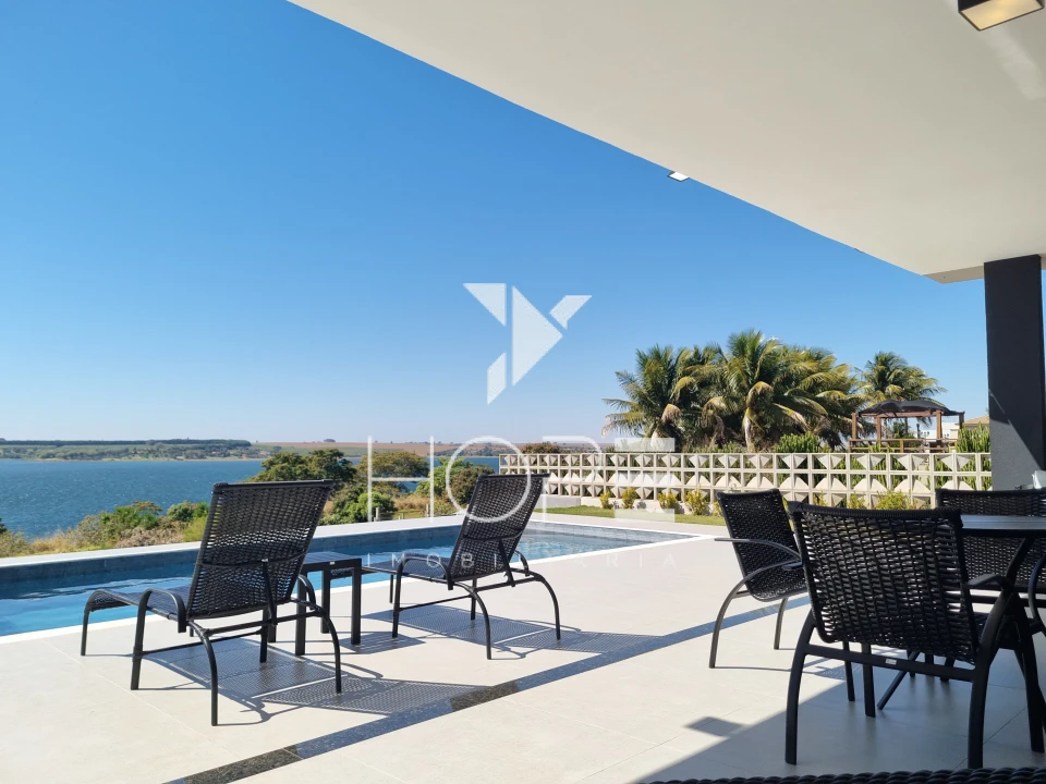 Chácara Beira-Rio de Alto Padrão à Venda – Condomínio Porto das Águas – Porecatu/PR