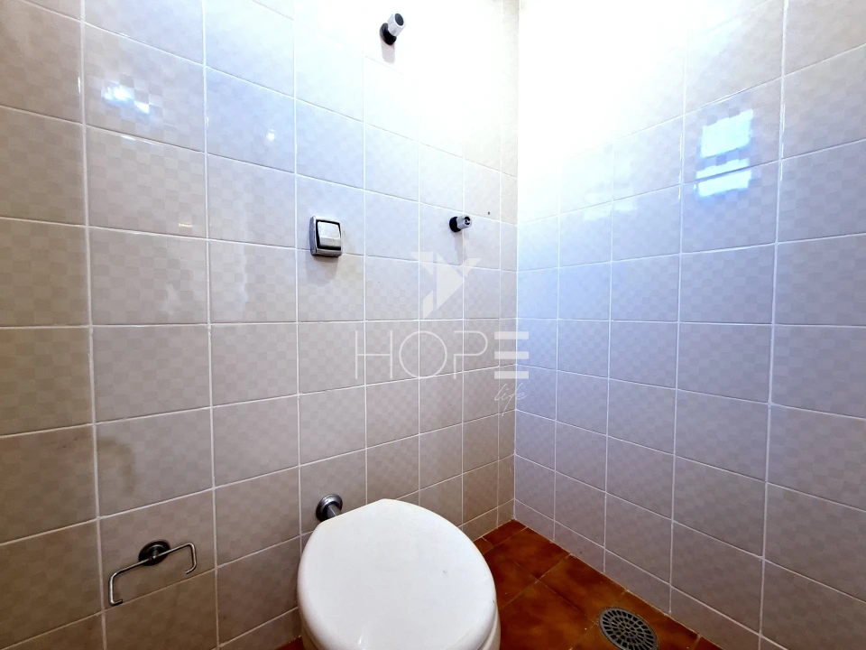 Imagens do imóveis Edifício Portal dos Jardins - apartamento à venda  77 m² - 3 quartos - 1 suíte - sol da manhã - próximo à Av. Tiradentes - Londrina PR