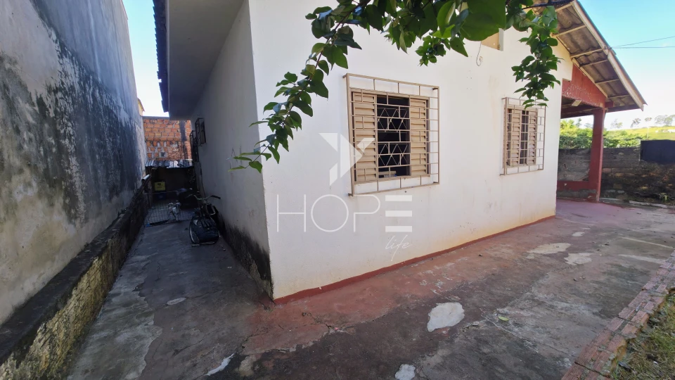 Imagens do imóveis Casa à venda com 80m² - 2 quartos - terreno de 365m² - Alto da Boa Vista - Londrina PR