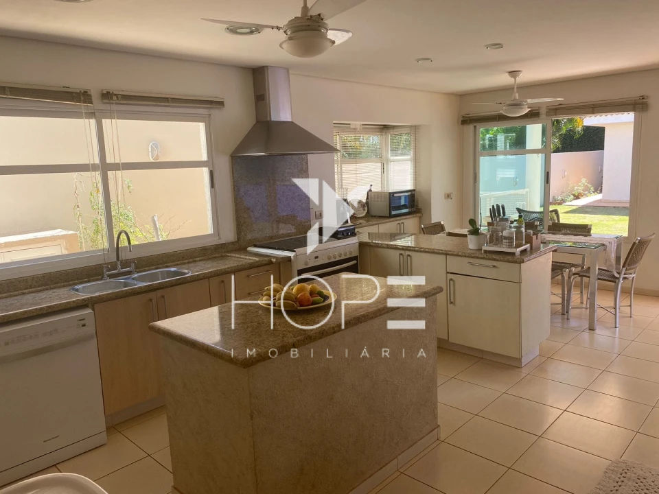 Imagens do imóveis Sobrado à Venda – Condomínio Pitangua – Gleba Fazenda Palhano – Londrina PR