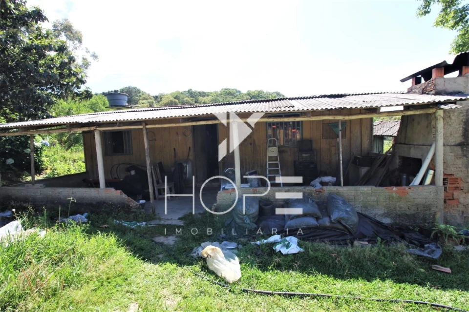 Chácara Completa à Venda  3.8 Alqueres Paulista e 4 Minas de Água – Agudos do Sul PR