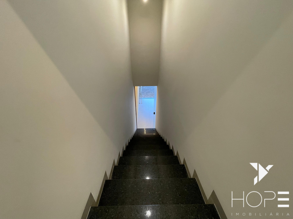Imagens do imóveis Casa nova no  Condomínio Heimtal Park em Londrina – 3 quartos e área gourmet