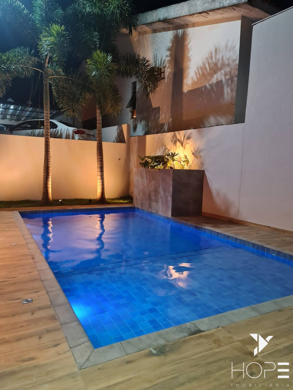 Imagens do imóveis CASA TÉRREA  A VENDA - JARDIM QUEBEC - CENTRO - LONDRINA, PR