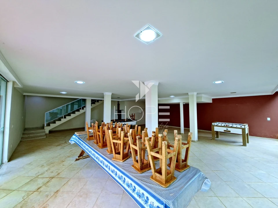 Imagens do imóveis Condomínio Porto das Águas - chácara molhada à venda com 4 suítes - piscina - Porecatu PR