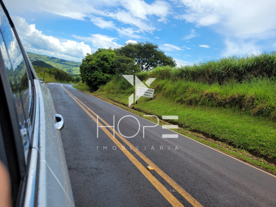 Sítio à Venda – 17 Alqueires – Gleba Rio Bom – Novo Itacolomi PR