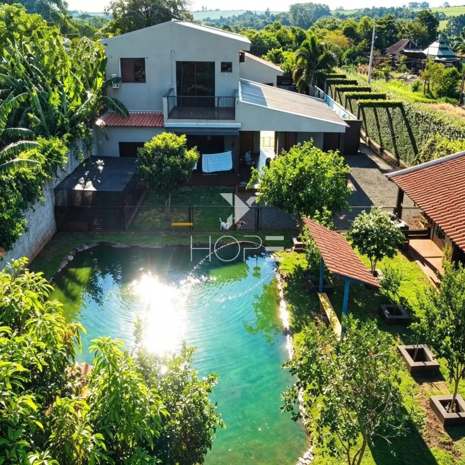 Imagens do imóveis Chácara à Venda com Piscina – 580m² – 4 Quartos (1 Suíte) – Vila Feliz – Apucarana/PR
