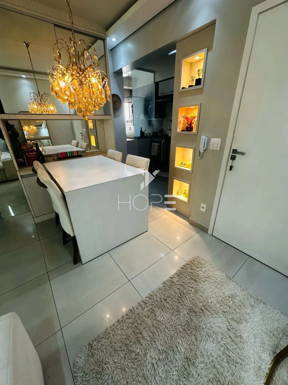 Imagens do imóveis APARTAMENTO À VENDA – ED. INÉDITO – 2 QUARTOS (1 SUÍTE) – 1 VAGA – CENTRO – LONDRINA/PR