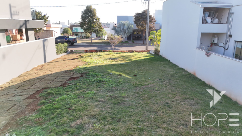 Imagens do imóveis TERRENO DE  257 m² CONDOMINIO TAUÁ ARANGUA