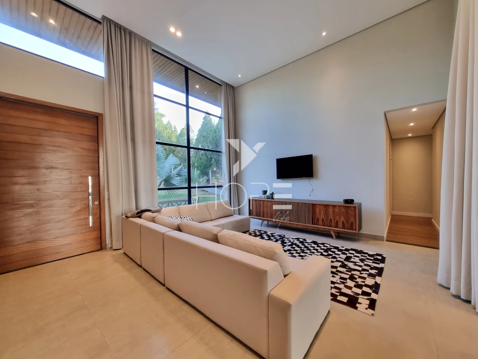 Imagens do imóveis Condomínio Riviera do Poente – Chácara Molhada porteira fechada À venda  – 4 suítes – 5 vagas – 2.600 m² – Alvorada do Sul/PR