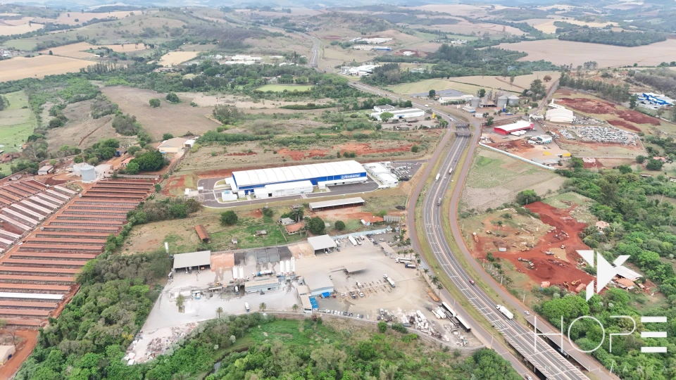 Imagens do imóveis Terreno Industrial à Venda – 21.200m² – Zoneamento ZI3 – PR 445 – Londrina/PR