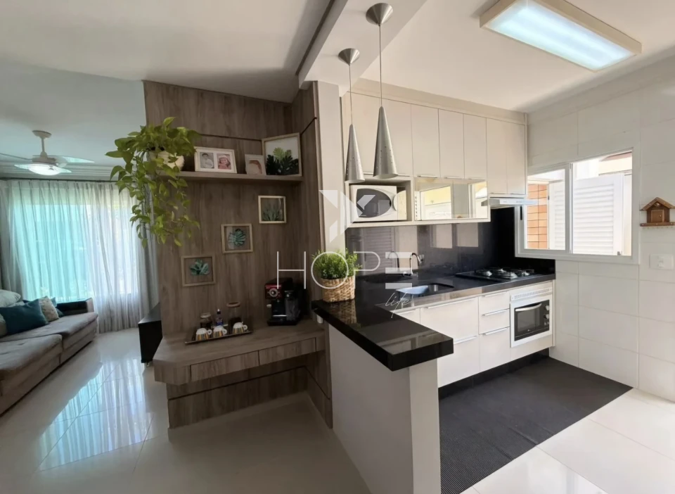Imagens do imóveis Condomínio Monserrat - casa em condomínio à venda com 224 m² - 3 quartos (1 suíte - 1 demi-suíte) - 2 vagas - Zona Sul - Londrina PR