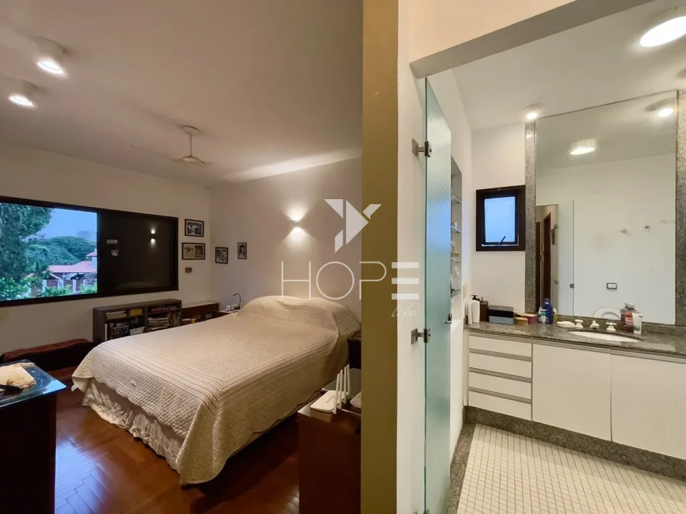 Imagens do imóveis Sobrado à Venda com Piscina – 301m² – 3 Quartos (1 Suíte) – Tucano – Zona Sul – Londrina/PR
