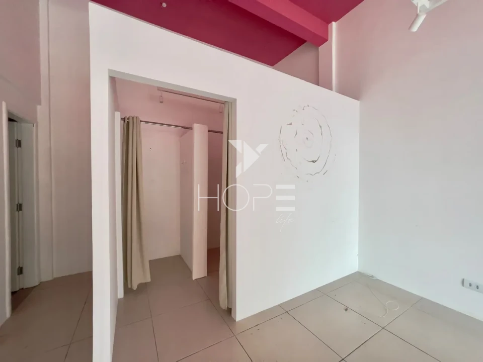Imagens do imóveis Sala Comercial para Locação com Banheiro – 40m² – Centro – Londrina/PR