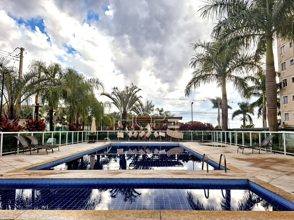 Imagens do imóveis Condomínio Lagoa Dourada - Apartamento à venda com 43m² - 2 quartos - último andar - semi mobiliado - acquaville  - Londrina PR