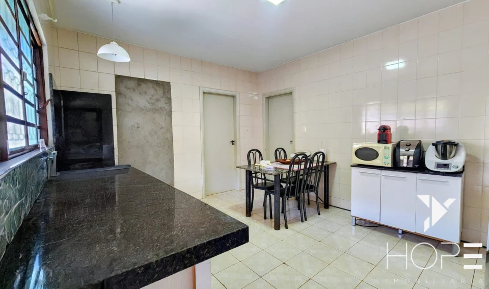 Imagens do imóveis Casa Térrea à Venda – 2 Quartos (1 Suíte) – 170m² – Jardim Califórnia – Londrina