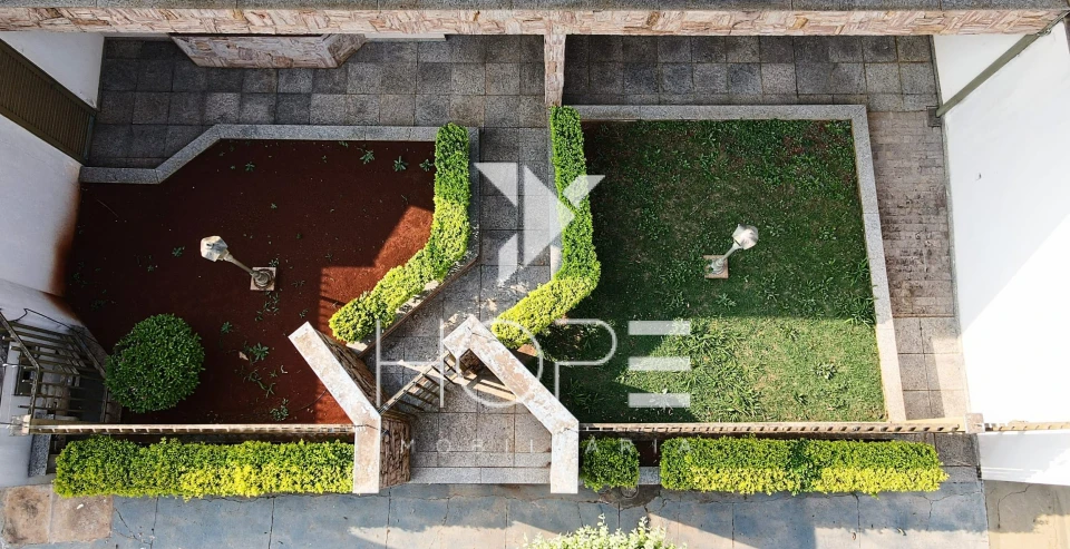 Sobrado à Venda 5 Quartos – Bairro Coliseu – Zona Norte Londrina PR