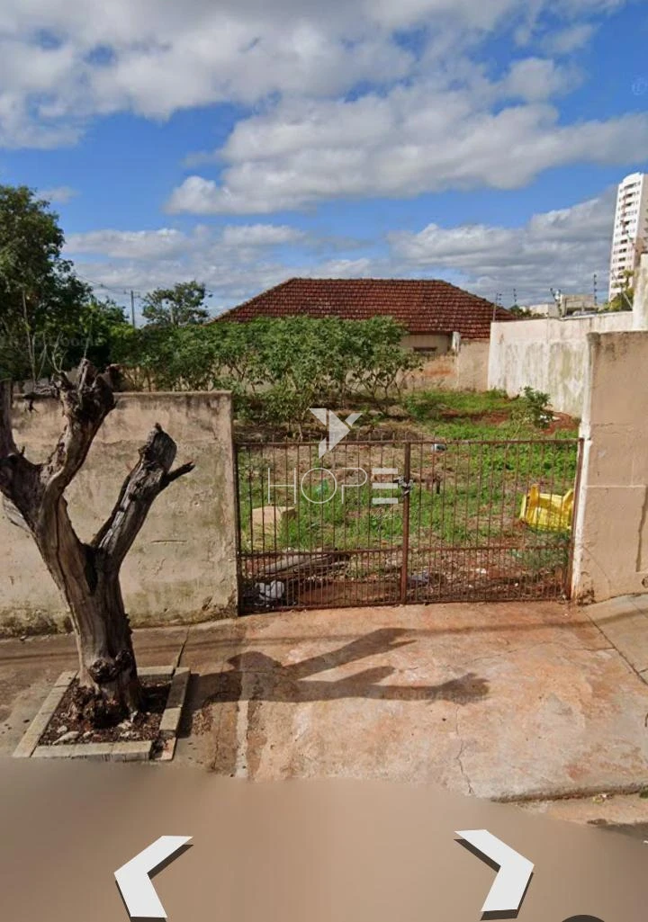 Imagens do imóveis Terreno de Esquina à Venda no Centro de Londrina – 460 m² – Plano e Pronto para Construir  - Analisa permuta