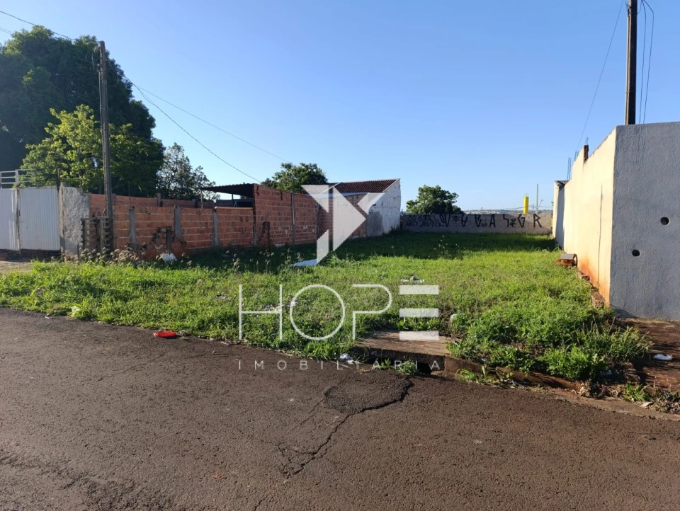 Terreno à venda – 301,56 m² – Jardim Marabá – Londrina/PR