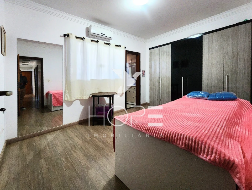 Imagens do imóveis Sobrado Residencial e Comercial à Venda – 300 m² – Terreno 568 m² – Vila Balarotti – Londrina PR