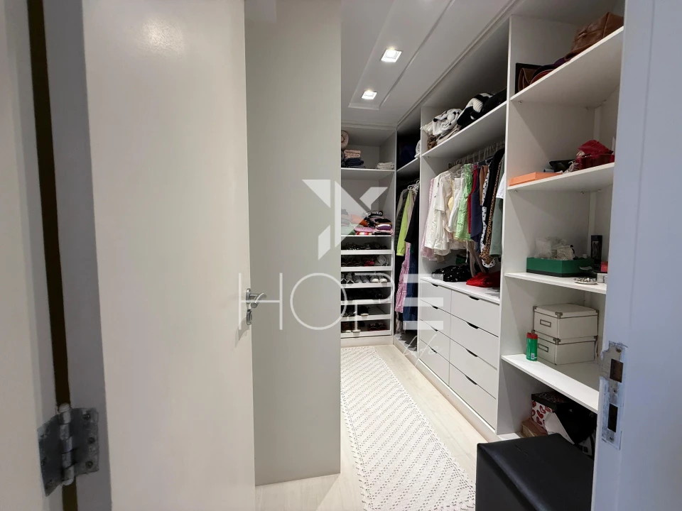 Imagens do imóveis Casa para Locação Sun Lake Residence  – 350 m² privativos – 4 quartos –  Londrina/PR