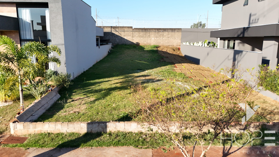 Imagens do imóveis TERRENO DE  257 m² CONDOMINIO TAUÁ ARANGUA
