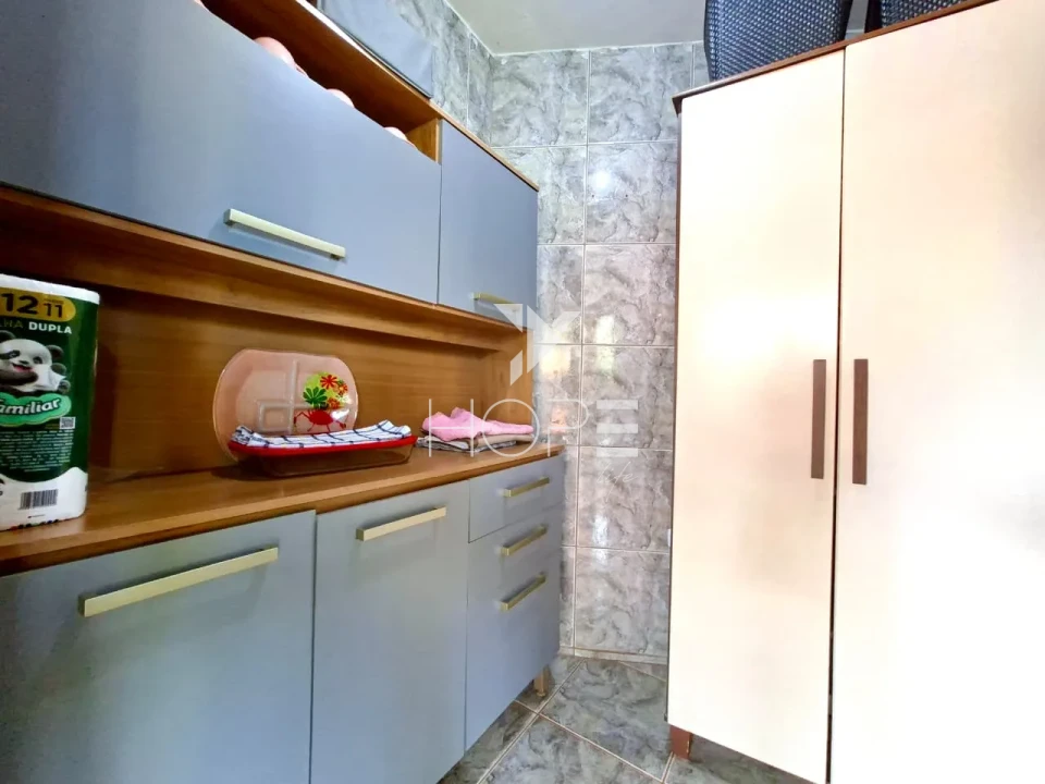 Imagens do imóveis Chácara molhada à venda com 1.872 m² - 1 quarto - piscina - salão de festas - Alvorada do Sul PR