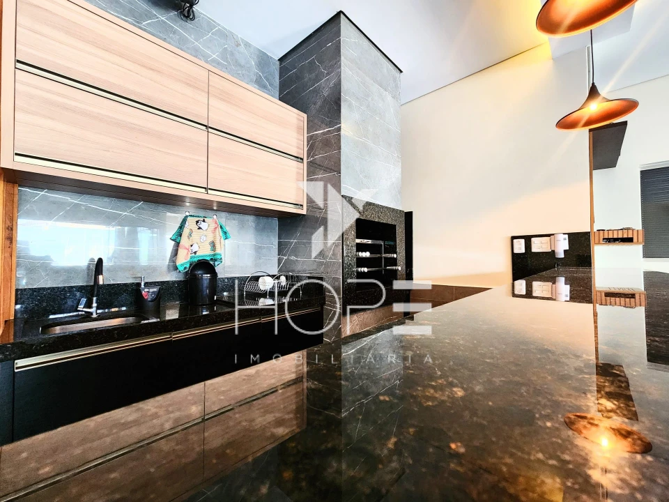 Imagens do imóveis Imóvel Comercial de Alto Padrão com Piscina e Espaço Gourmet à Venda em Cambé – Jardim do Café