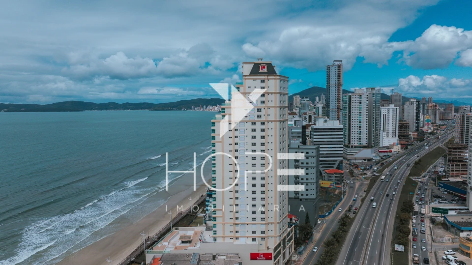 Imagens do imóveis Lançamento de Alto Padrão – Lumière Residence – Meia Praia /  Itapema/SC