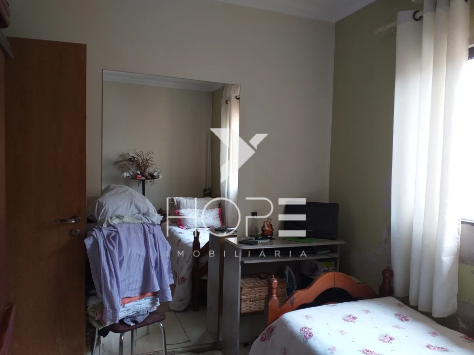 Casa à venda – 2 quartos– Conjunto do Café – Londrina/PR