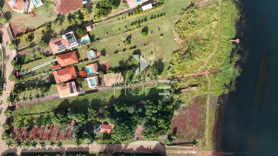 Imagens do imóveis Condomínio Riviera do Poente - chácara molhada à venda com 2.277 m² - 4 suítes - piscina - sauna - Alvorada do Sul PR