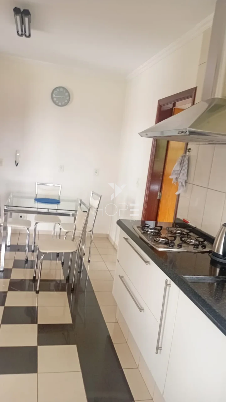 Imagens do imóveis Casa de Alto Padrão com 3 Suítes em Condomínio Fechado – Terreno de 5.000m² com Piscina Aquecida e Espaço Gourmet – Rolândia/PR