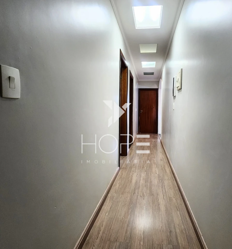 Imagens do imóveis Sobrado Residencial e Comercial à Venda – 300 m² – Terreno 568 m² – Vila Balarotti – Londrina PR