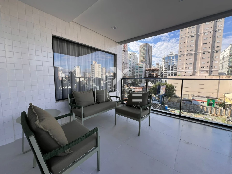 Residencial Ilha de Creta - apartamento à venda com 112m² - 3 suítes - 600 metros do mar - Meia Praia - Itapema SC