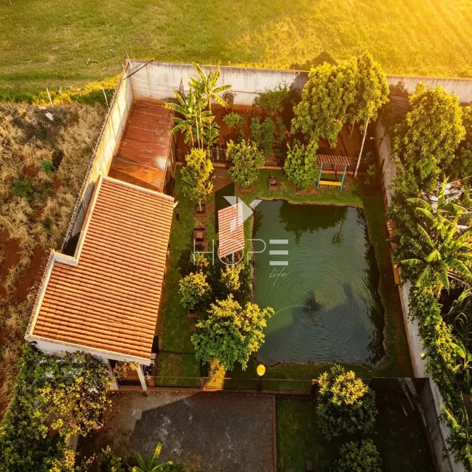 Imagens do imóveis Chácara à Venda com Piscina – 580m² – 4 Quartos (1 Suíte) – Vila Feliz – Apucarana/PR