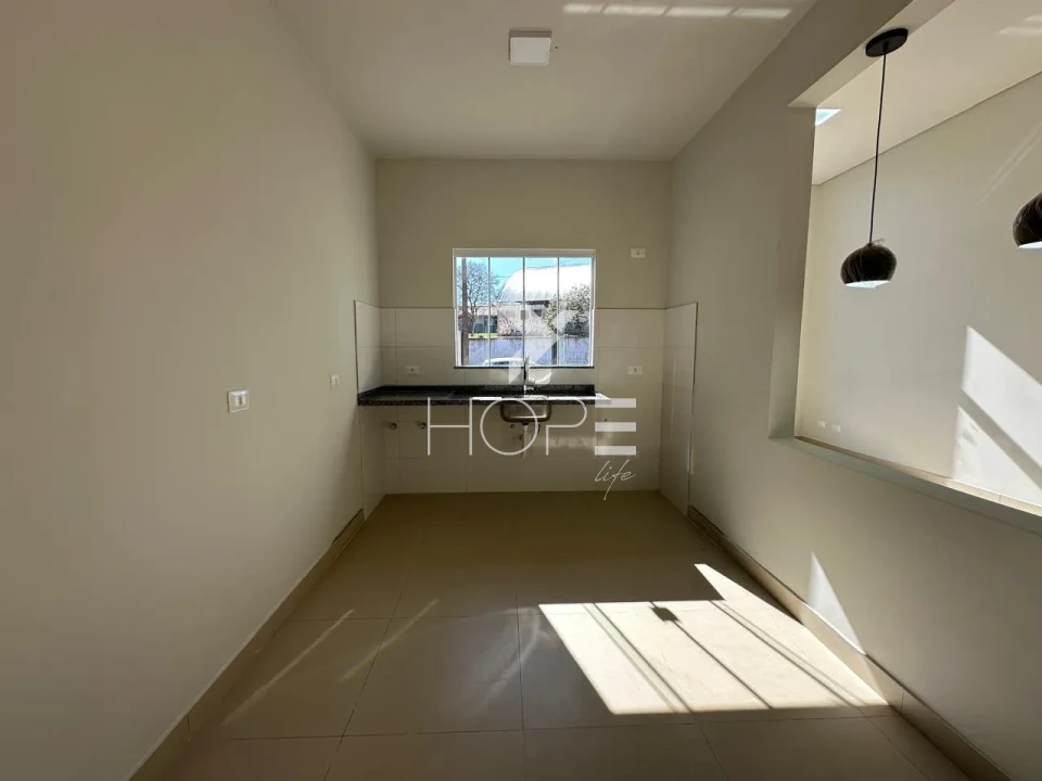 Imagens do imóveis Casa geminada à venda com 3 quartos (1 suíte) no Jardim Bandeirantes – Zona Oeste – Londrina/PR