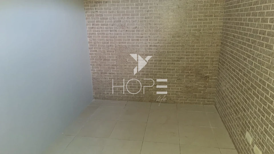 Imagens do imóveis Casa comercial para locação com 350m² - 6 salas - 5 vagas - próximo ao Hospital Evangélico - Lago Parque - Londrina PR