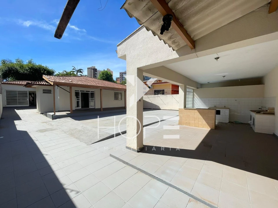 Casa Comercial para Venda e Locação – 212 m² – Centro – Londrina/PR