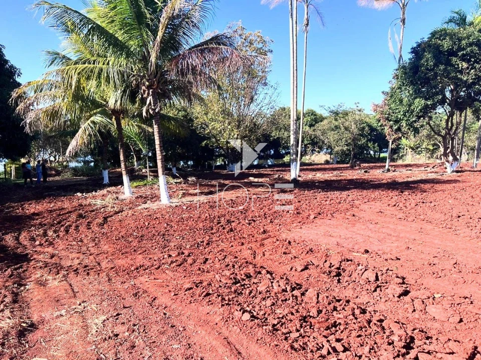 Terrenos de Chácara Molhada à Venda com Fundo para Rio – Alvorada do Sul PR
