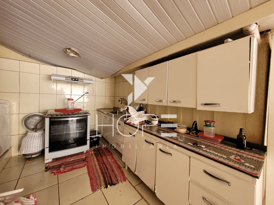 Imagens do imóveis Casa de Madeira 3 Quartos com Edícula à Venda na Zona Oeste de Londrina – Bairro Quebec