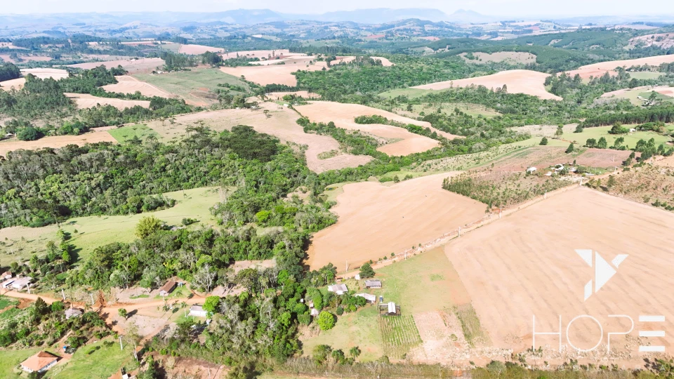 Imagens do imóveis Sítio à venda – 18 hectares – Tamarana/PR