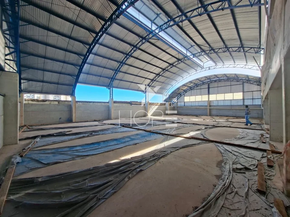 Imagens do imóveis Ponto comercial à venda com 1.388 m² - 3 pavimentos - Avenida JK - região central - Londrina PR