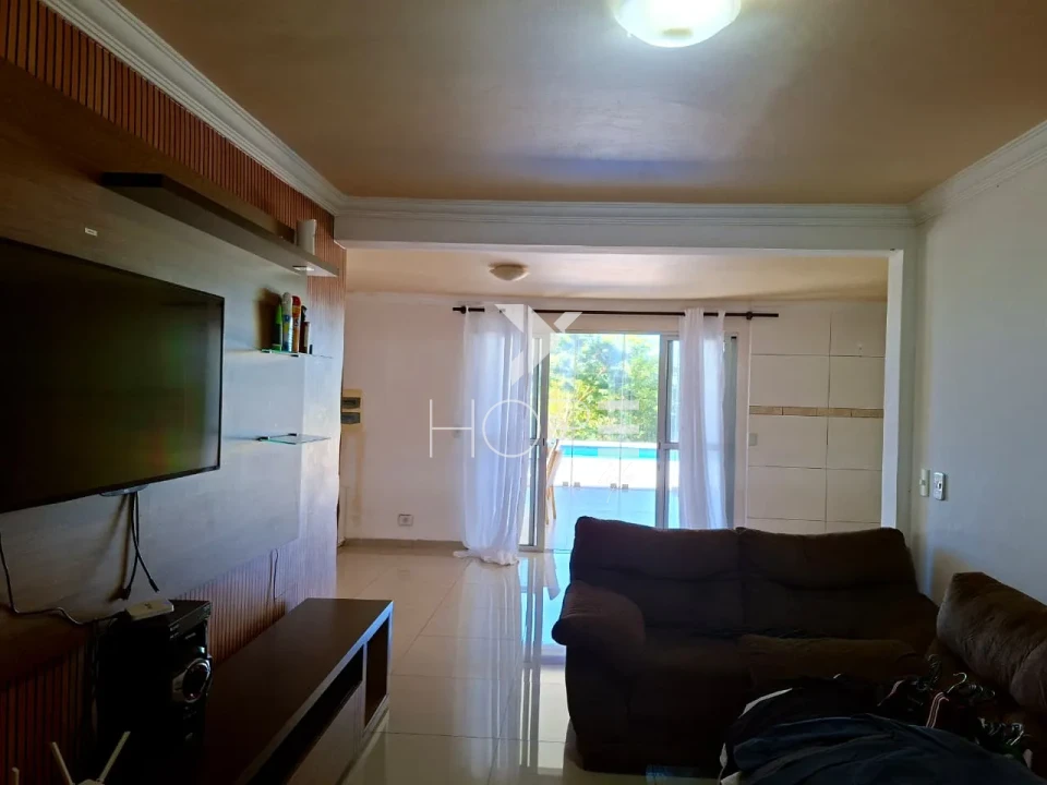 Condomínio Porto das Águas - chácara à venda com 1000m² - 3 quartos - 4 banheiros - 4 vagas - Porecatu PR