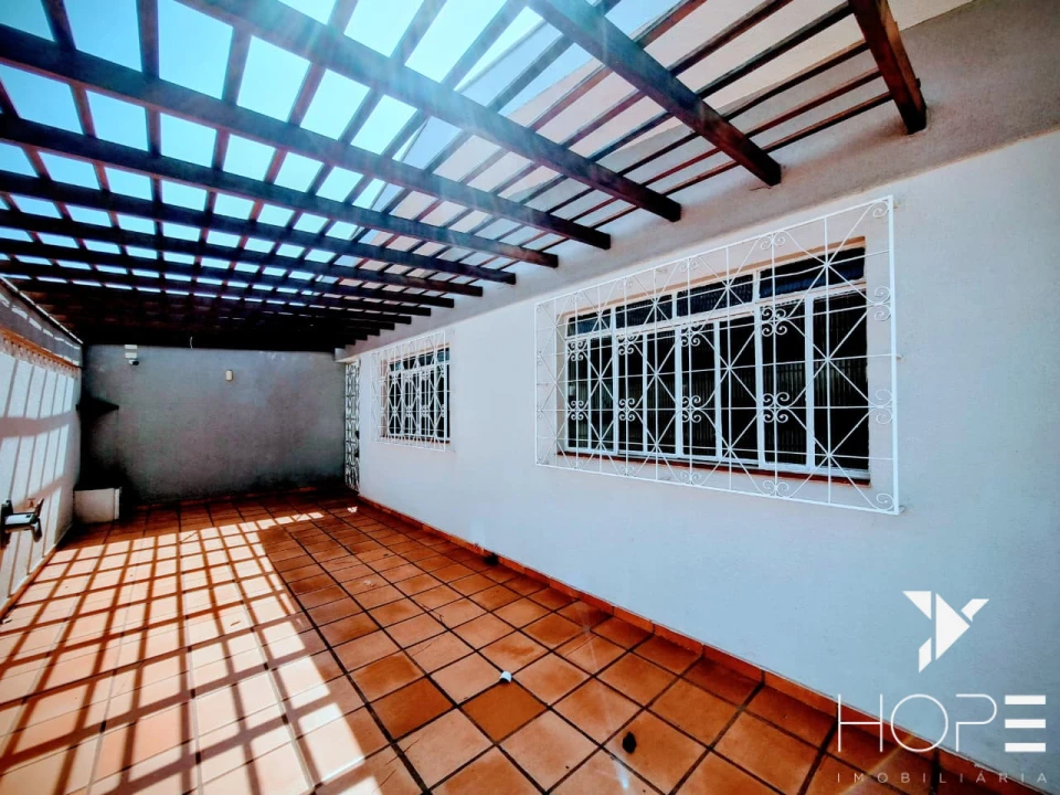 Imagens do imóveis Casa térrea à venda – 196m² – 4 quartos com suíte – Jardim Roveri – Zona Leste – Londrina/PR