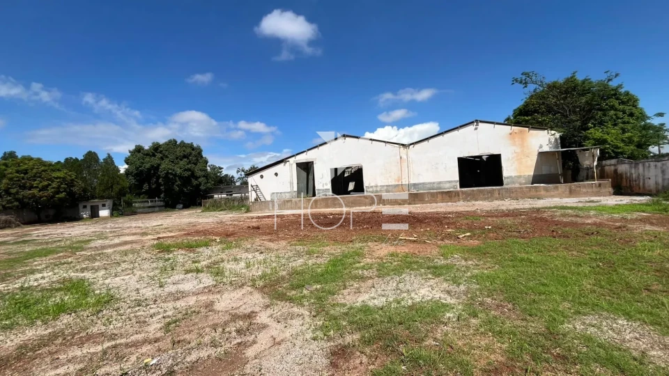 Imagens do imóveis Barracão para venda e locação – 5.000m² de terreno – 1.000m² de Barração - 150m² de escritório - com docas – Zona Industrial – Ibiporã/PR