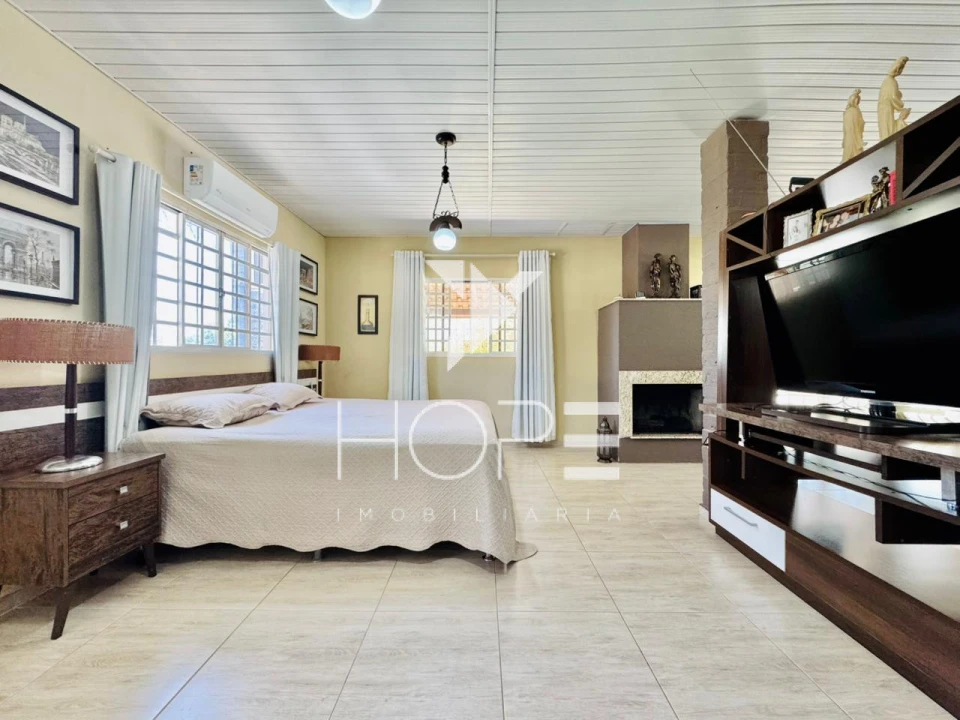 Imagens do imóveis Chácara à venda 450m² 4 quartos – Terreno 3.040m²– próxima ao Sun Lake Residence – Londrina